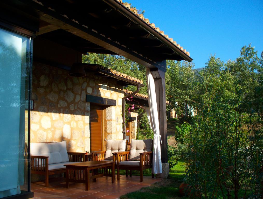 Apartamentos El Roble Valverde de la Vera ภายนอก รูปภาพ