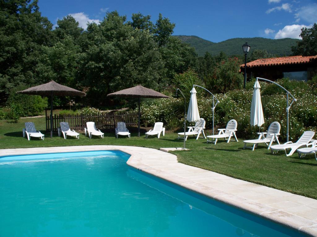 Apartamentos El Roble Valverde de la Vera ภายนอก รูปภาพ
