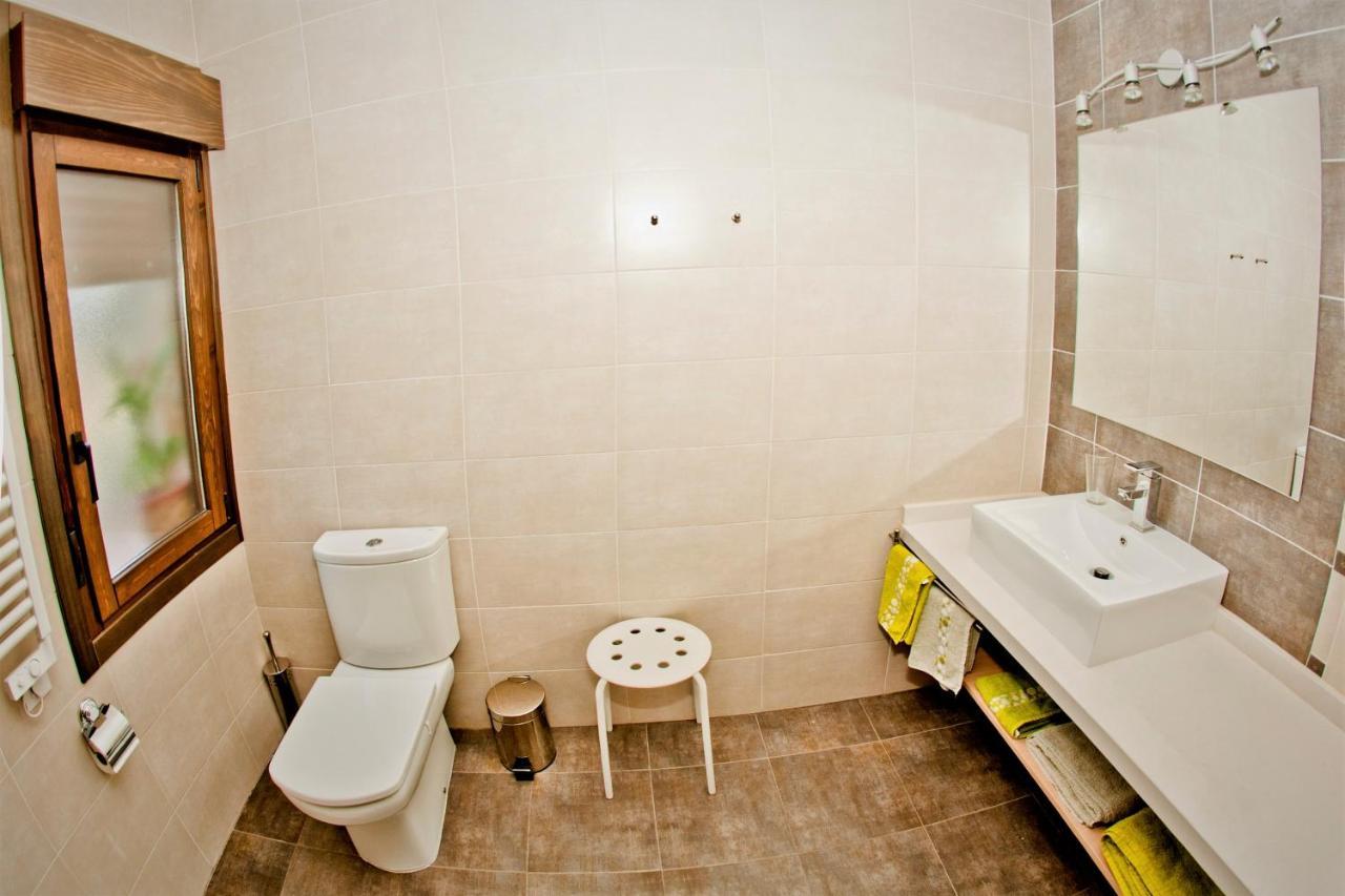 Apartamentos El Roble Valverde de la Vera ภายนอก รูปภาพ